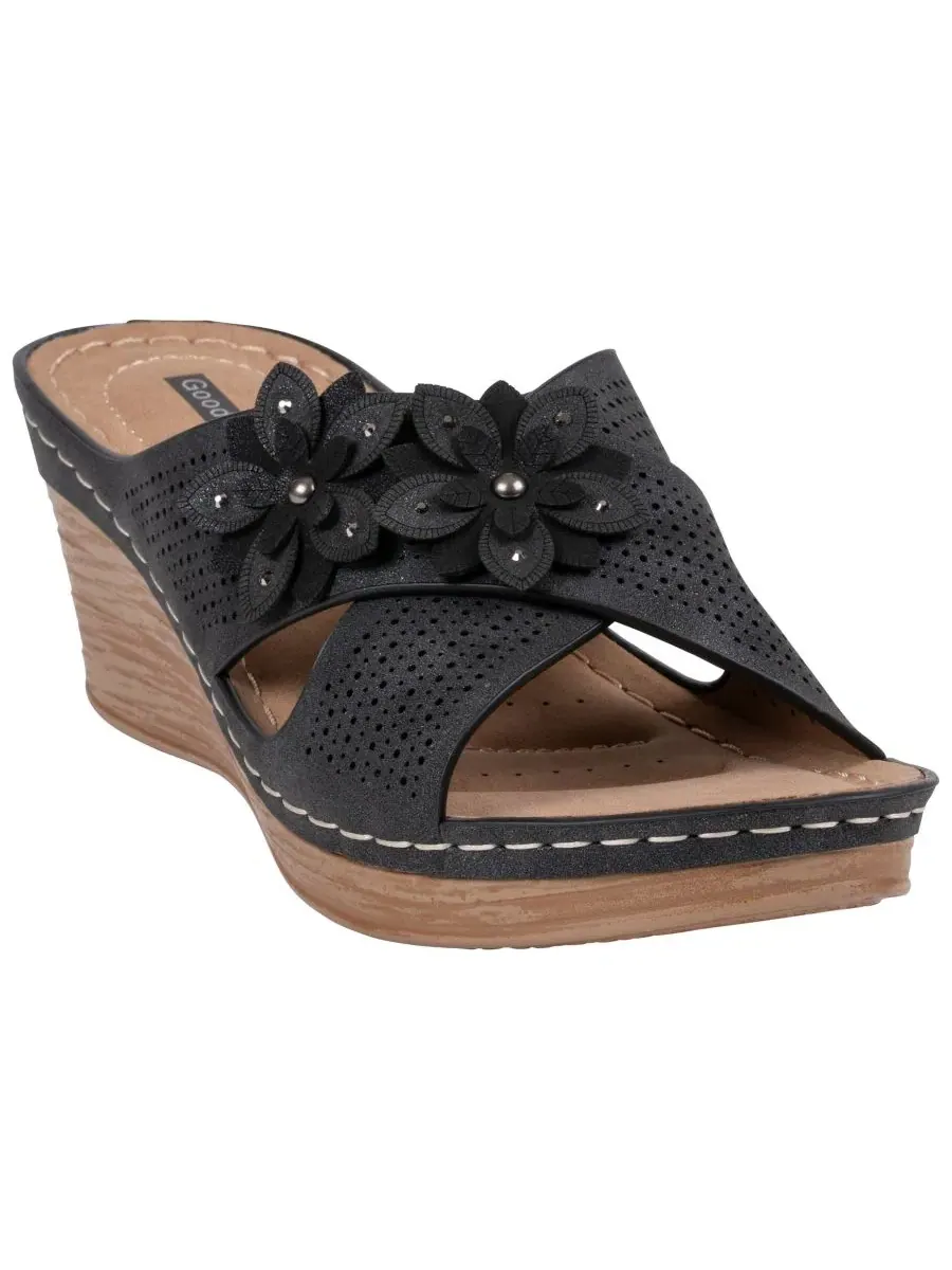 Босоножки-вьетнамки на танкетке Nylie, бренд GC Shoes