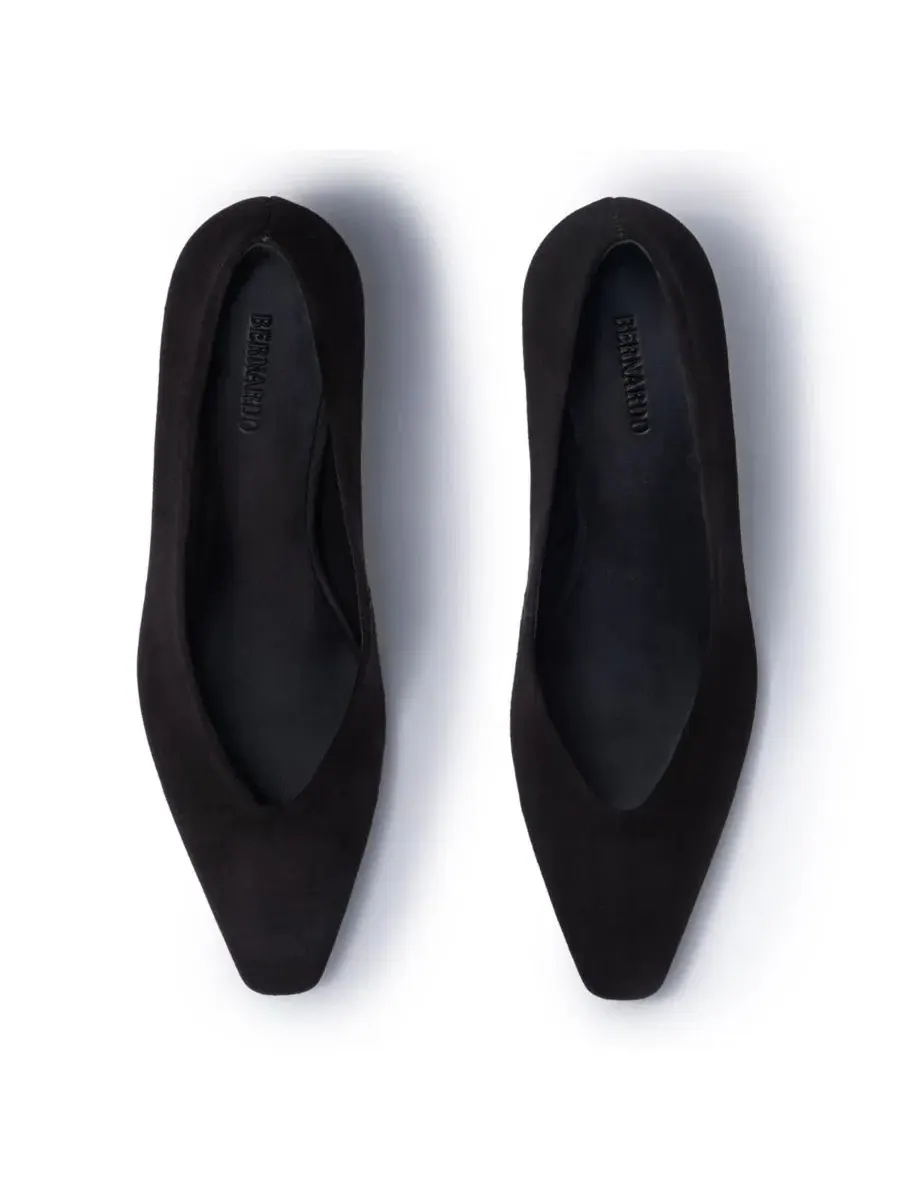 Туфли-лодочки Chiara на каблуке Bernardo Footwear — изображение 5 из 6, черный