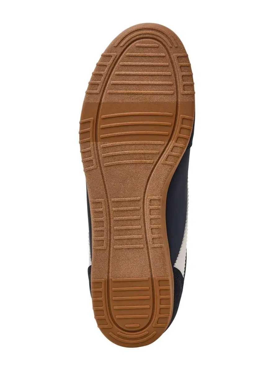 Кроссовки женские с низким профилем, на шнуровке Sloane Low Profile Lace-Up Sneakers DV Dolce Vita — изображение 5 из 5