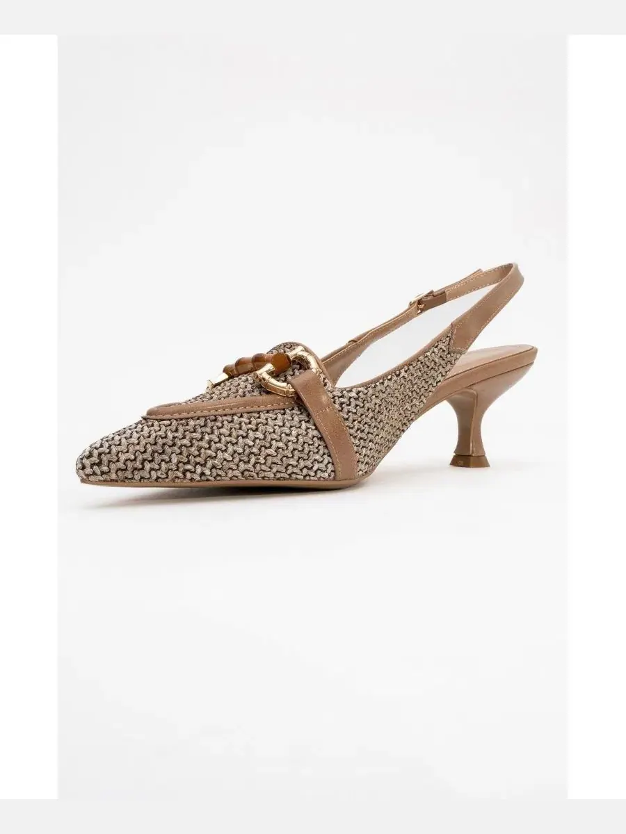 Туфли-лодочки Osca Pointed Toe Buckled Slingback Pump Prologue Shoes — изображение 4 из 6, бежевый