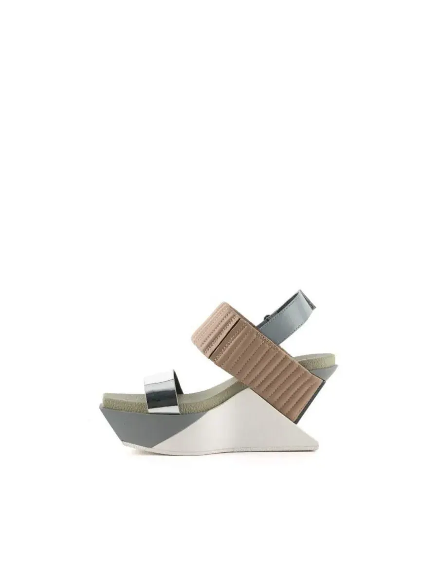 Сандалии-клины Delta Wedge Puffier United Nude — изображение 3 из 6, сиенный