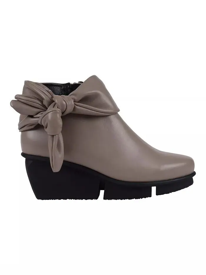 Женские ботильоны с бантом из лаванды GC Shoes — изображение 2 из 5, тауп