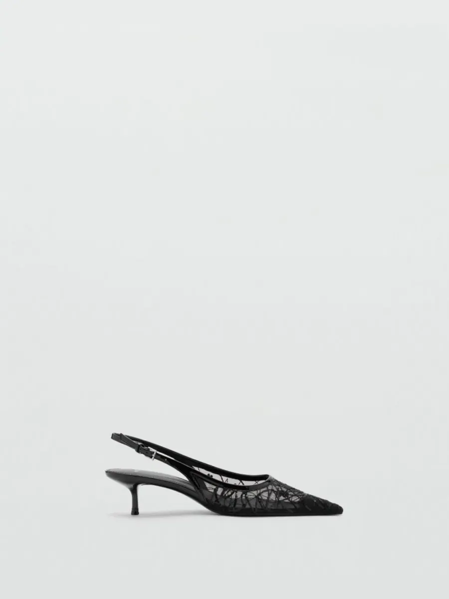 Туфли kitten heel с вышивкой пайетками, модель Sequins Embroidered Shoes MANGO