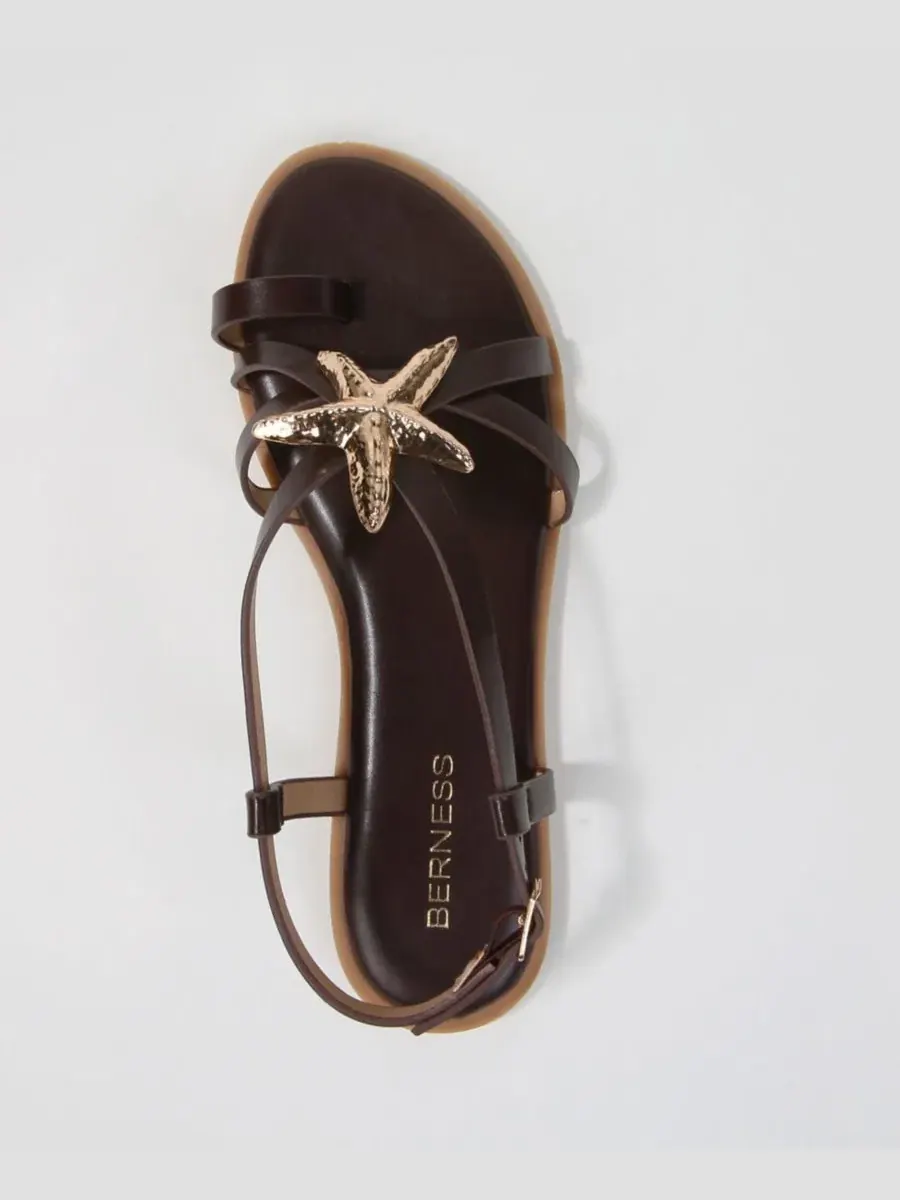 Сандалии с плоской подошвой Kiana Starfish Accent BERNESS — изображение 4 из 6, коричневый