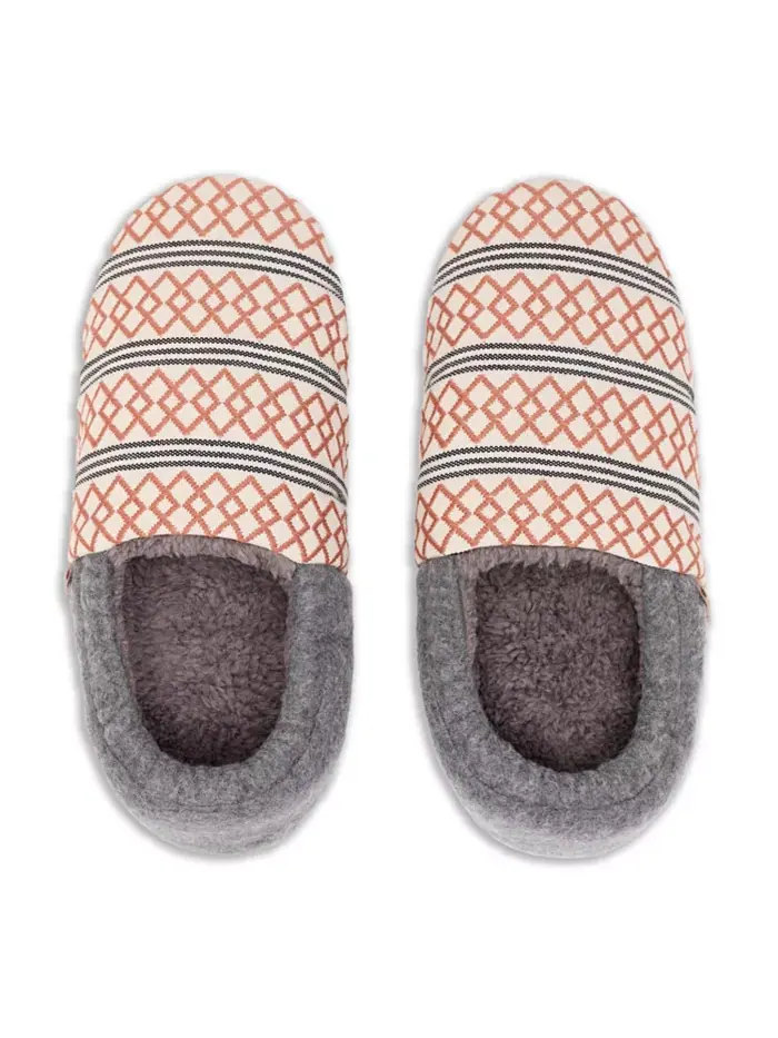 Женские тапочки Laidback Slipper ручной вязки для дома с закрытой пяткой Feelgoodz — изображение 2 из 6, оранжевый