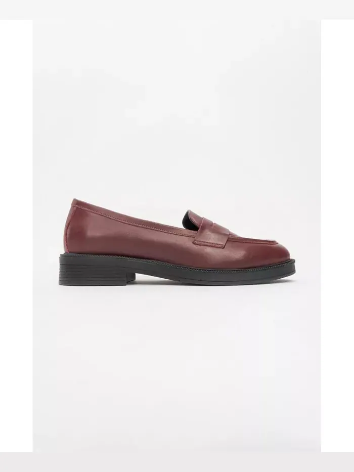 Лоферы Bree Platform Penny Leather Loafer (Women) Forever & Always Shoes — изображение 2 из 3, бордовый