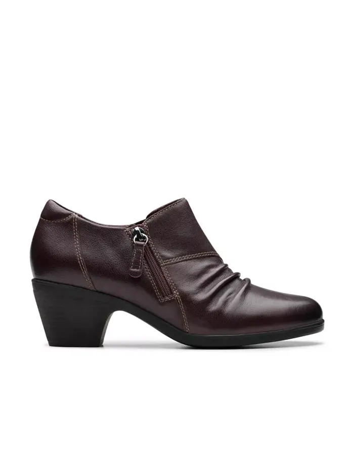 Ботинки женские Clarks Emily 2 Braley кожаные на блочном каблуке — изображение 2 из 13, коричневый