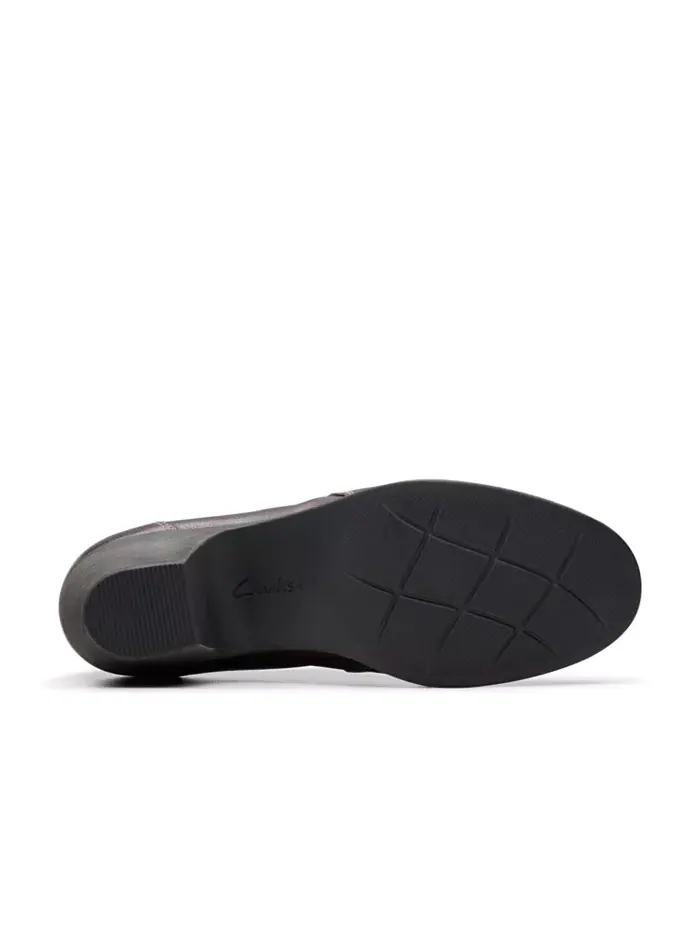 Ботинки женские Clarks Emily 2 Braley кожаные на блочном каблуке — изображение 4 из 13, коричневый