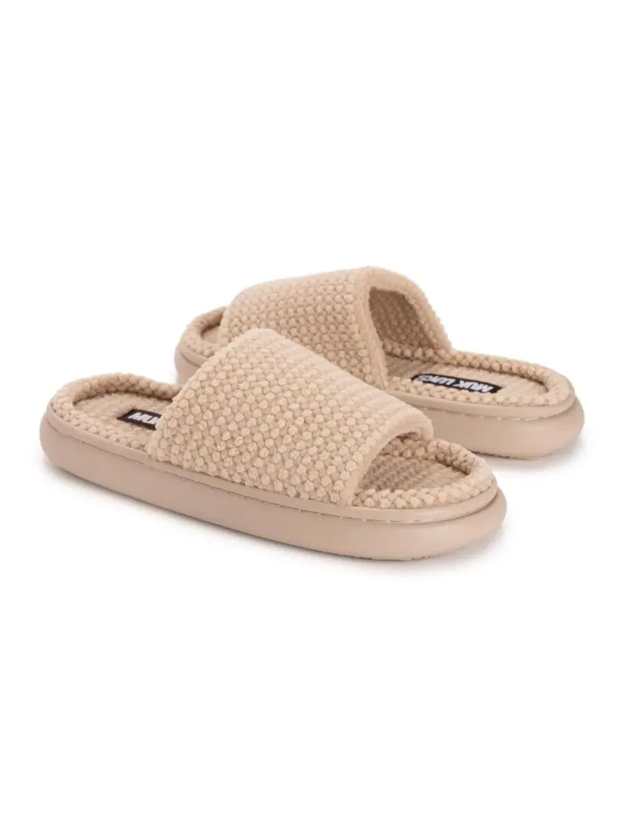 Женские шлепанцы Marsai Slide Slipper MUK LUKS — изображение 4 из 9, пшеница
