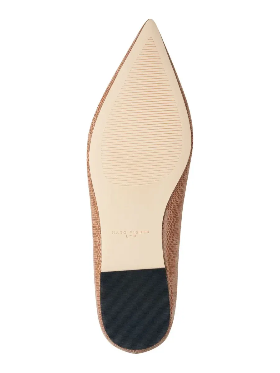 Балетки Casee с острым носком Marc Fisher LTD, Natural Lizard Suede — изображение 5 из 5