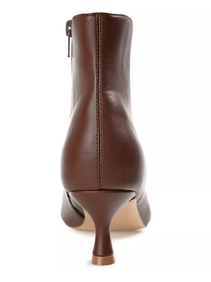Женские ботильоны Kelssa Square Toe Kitten Heel Dress Booties Journee Collection — изображение 4 из 9, коричневый