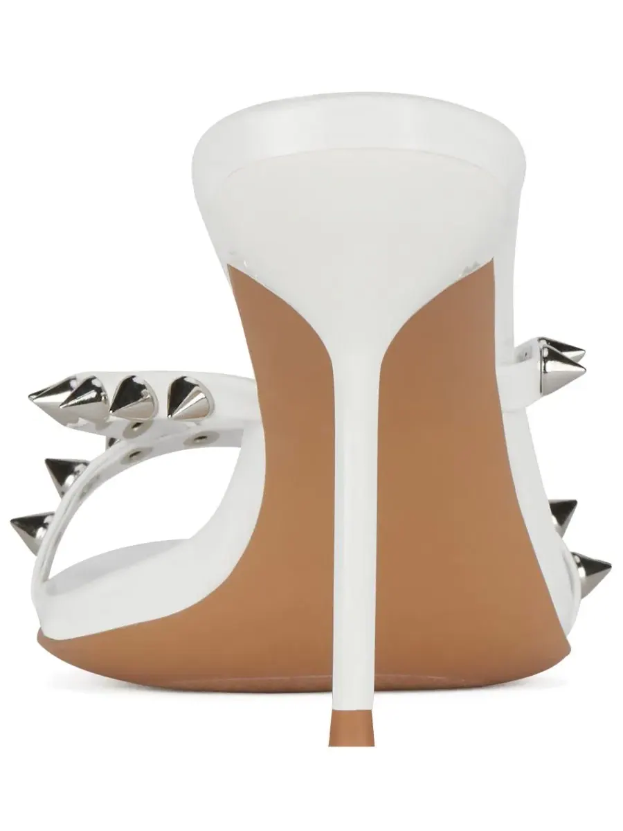 Босоножки на каблуке с ремешками и шипами Jeffrey Campbell — изображение 3 из 5, белый/серебристый