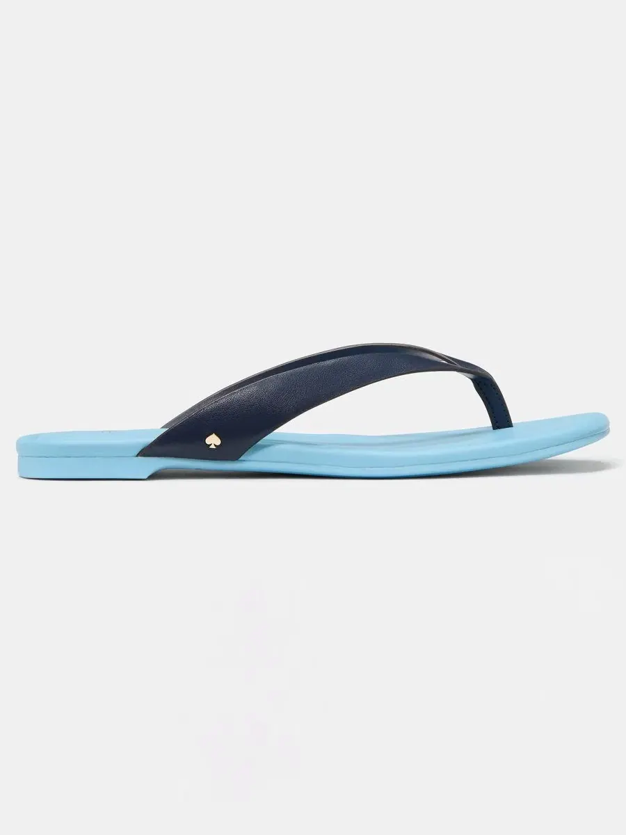 Сандалии-вьетнамки Sandie из гладкой кожи Captain Navy/Pristine Pool kate spade new york — изображение 2 из 5, темно-синий