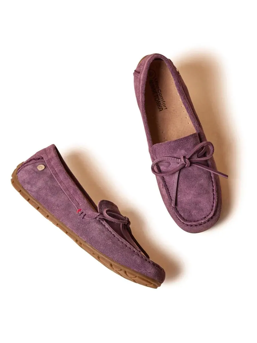 Minnetonka Женские замшевые лоферы-мокасины — изображение 4 из 7, задымленный аметист