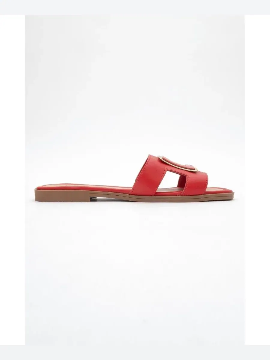Кожаные шлепанцы MILLIE с пряжкой (женские) Forever & Always Shoes — изображение 2 из 5, красный