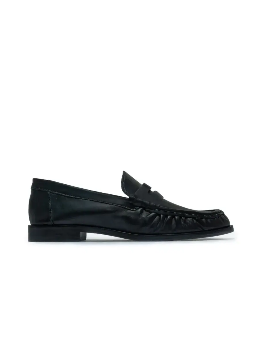 Женские лоферы Tilda Penny Bernardo Footwear — изображение 2 из 5, черный