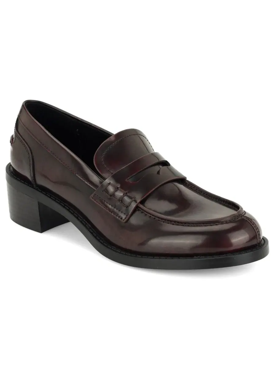 Лоферы на каблуке Vandel Nine West — изображение 1 из 5, красный