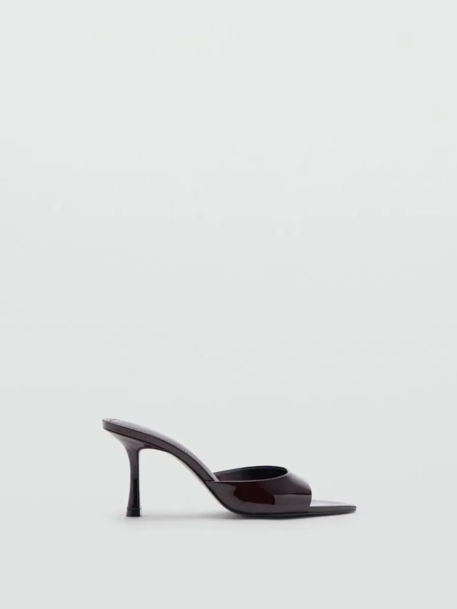 Босоножки на каблуке из лаковой кожи, с открытым носком, модель Slingback MANGO