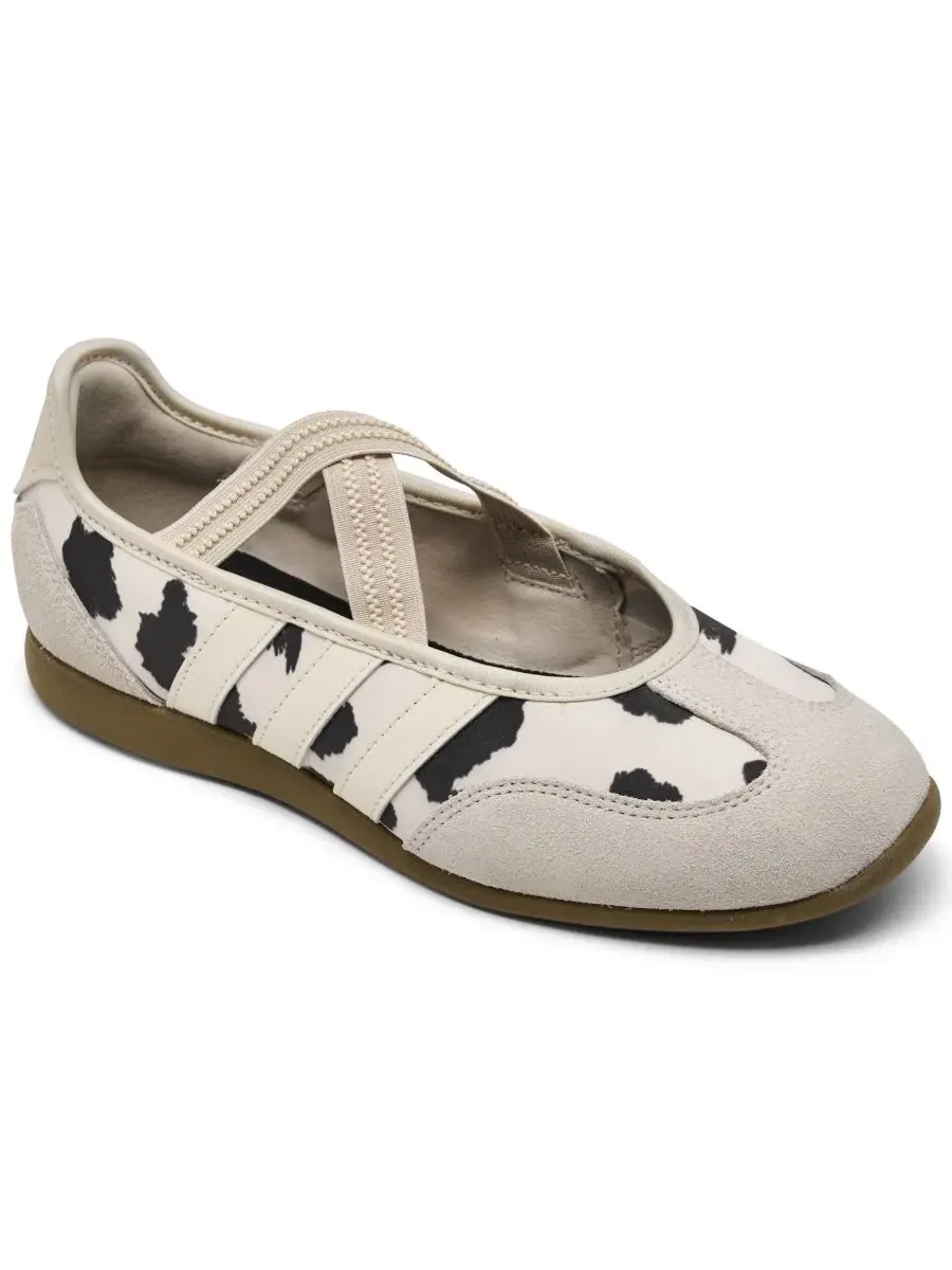 Кроссовки-мэри джейн с принтом коровы Barreda Mary Jane Cow Print Sneakers adidas