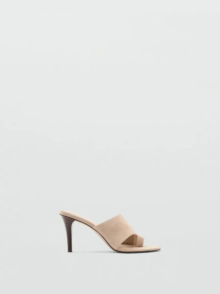 Босоножки на каблуке-шпильке с открытым носком, модель Suede Funnel Heel Sandal MANGO — изображение 5 из 5, бежевый