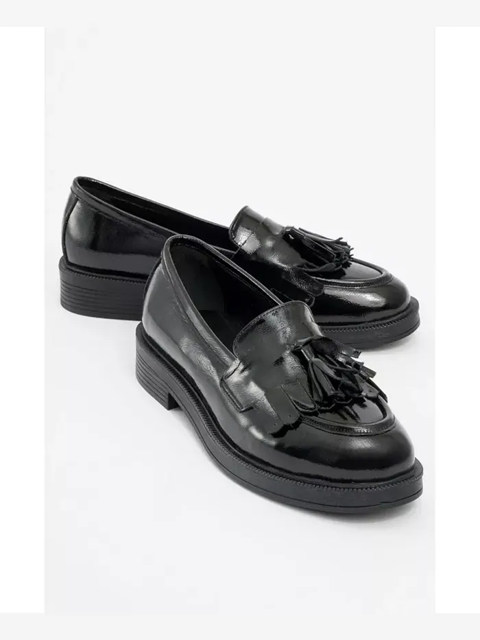 Милли Лоферы с кожаными кисточками Forever & Always Shoes — изображение 1 из 3, черный