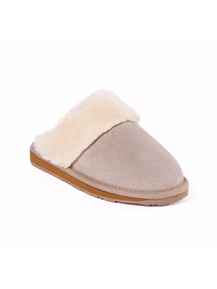 Женские уютные тапочки Carefree Scuff Minnetonka