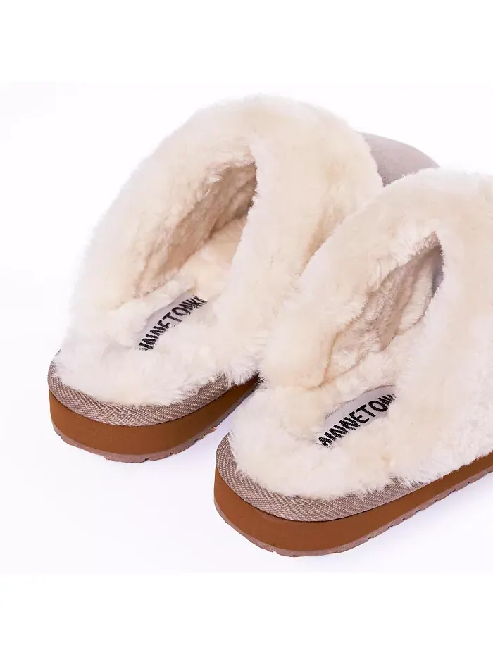 Женские уютные тапочки Carefree Scuff Minnetonka — изображение 3 из 5, бежевый/бежевый