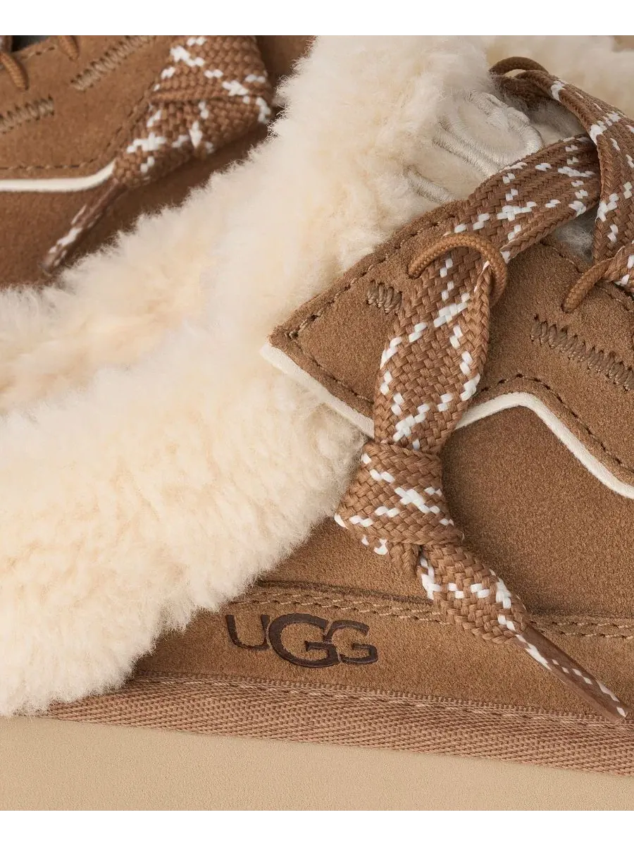 Мюли из замши с открытым носком Lowmel Mule UGG — изображение 6 из 8, орех