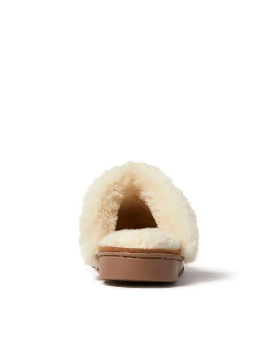 Домашние тапочки Helena Genuine Suede Scuff House Shoe Slipper Dearfoams — изображение 4 из 9, орех