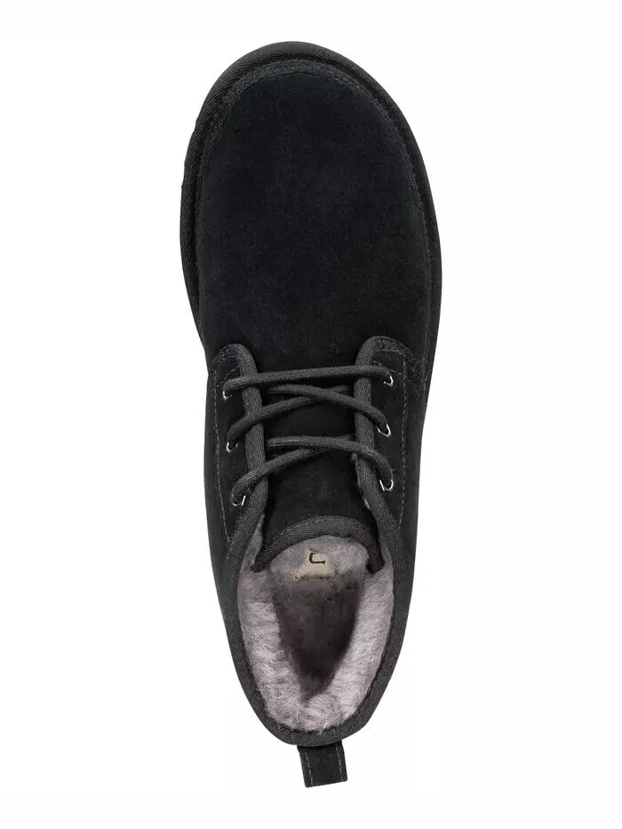 Мужские ботинки UGG® Neumel классические замшевые с овчиной — изображение 4 из 5, черный