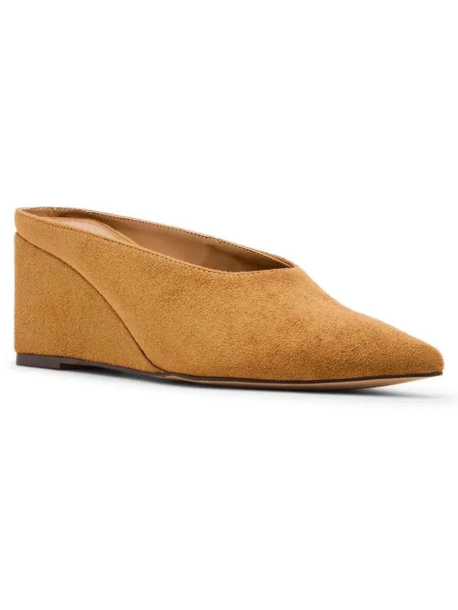 Женские босоножки-клинья Carousel Slip-On Pointed Toe Wedge Pumps Madden Girl
