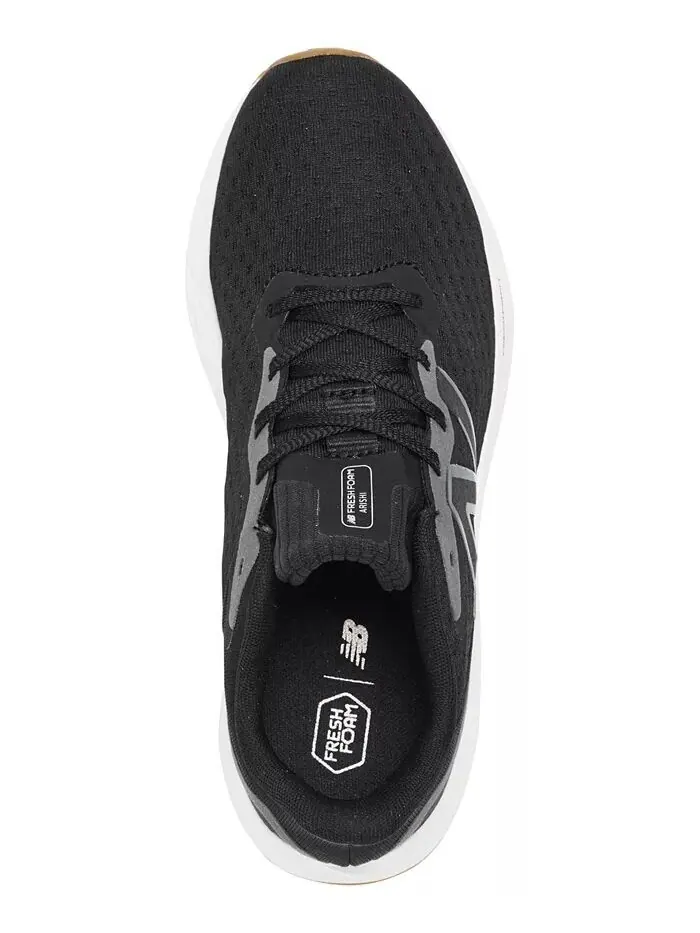 Женские кроссовки для бега Fresh Foam Arishi v4 от Finish Line New Balance — изображение 4 из 6, черный