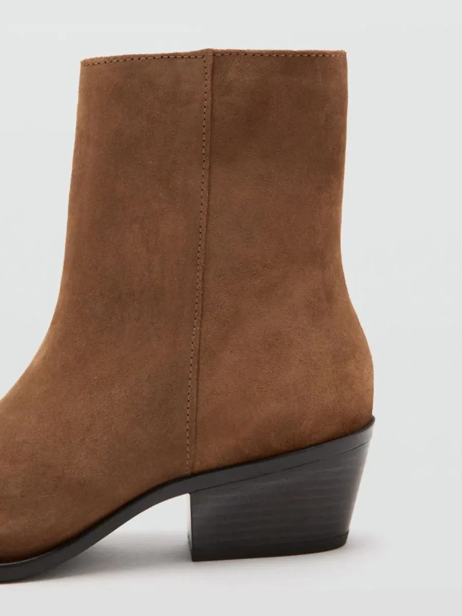Ботильоны на каблуке из замши с острым мысом, модель Heel Suede Ankle Boot MANGO — изображение 5 из 5, коричневый