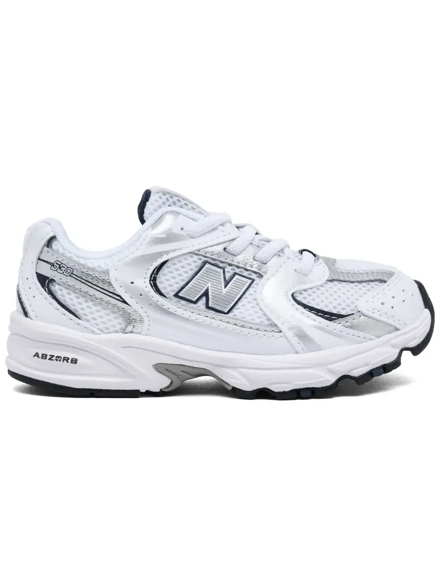 Детские кроссовки на шнуровке 530 Stretch от Finish Line New Balance — изображение 2 из 6, белый темно-синий
