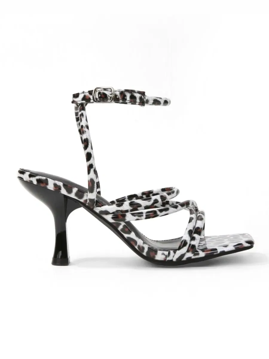 Босоножки на каблуке Jamie Tubular Strap Heeled Sandals BERNESS — изображение 2 из 7, леопардовый