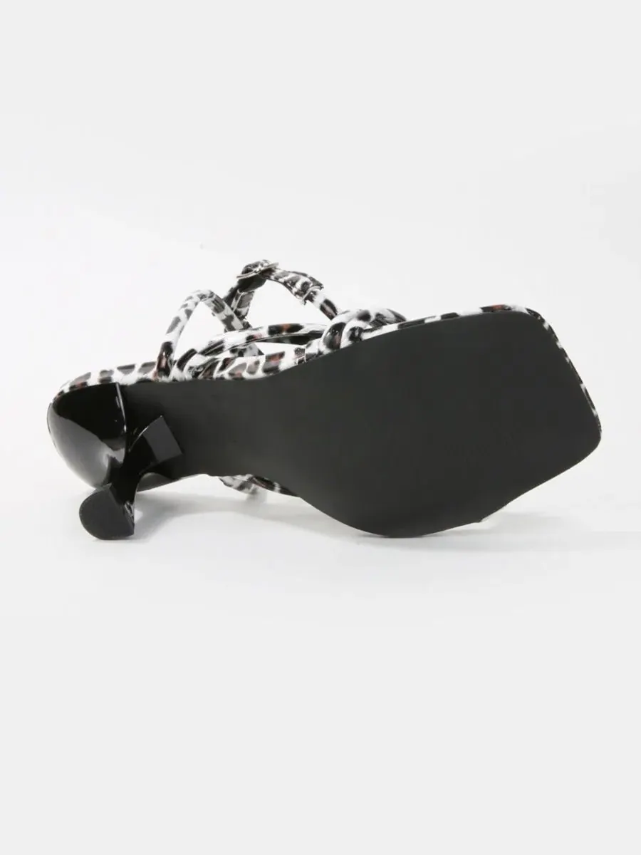 Босоножки на каблуке Jamie Tubular Strap Heeled Sandals BERNESS — изображение 6 из 7, леопардовый