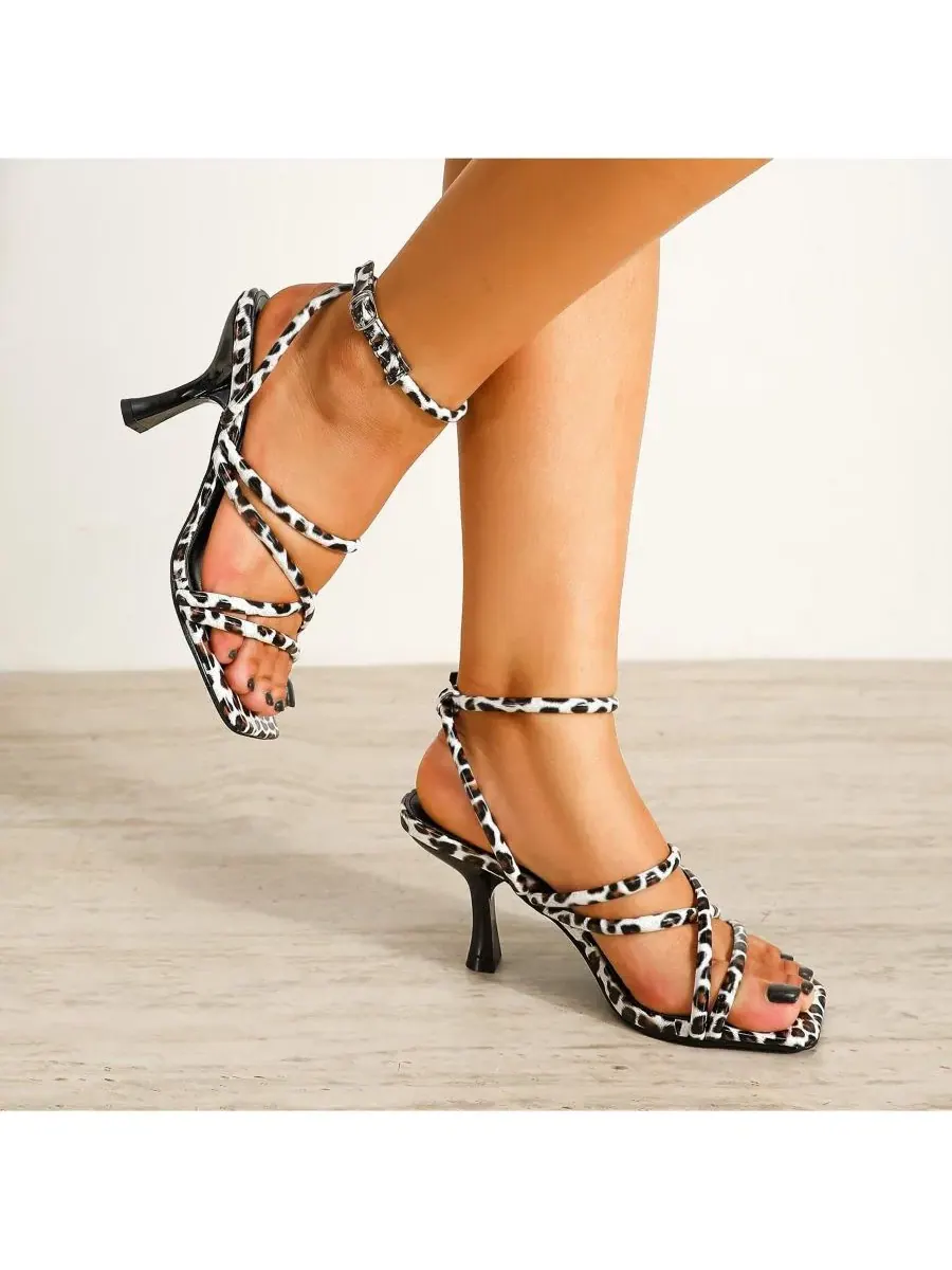 Босоножки на каблуке Jamie Tubular Strap Heeled Sandals BERNESS — изображение 7 из 7, леопардовый