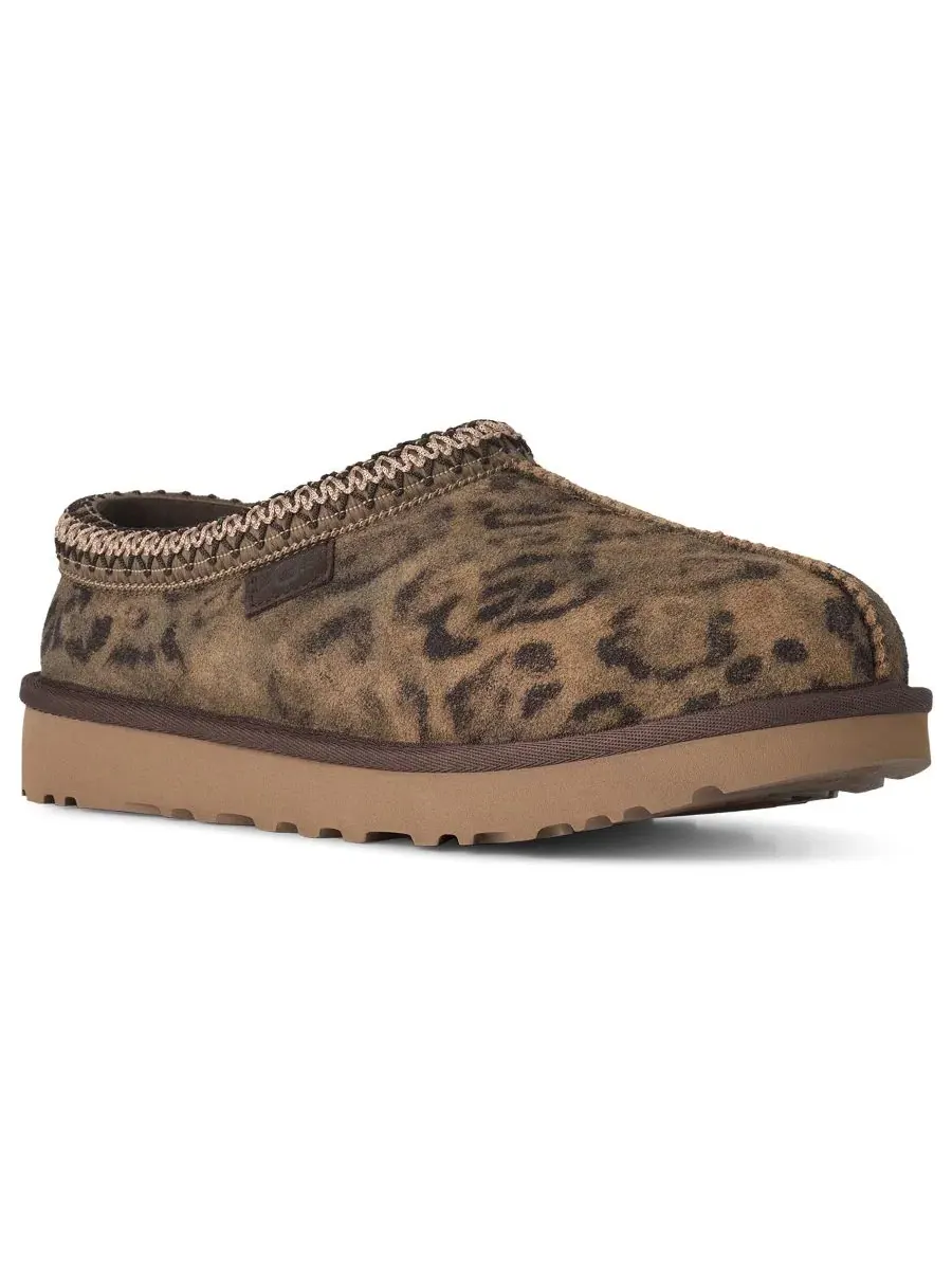 Домашние тапочки-слипоны из замши с принтом UGG