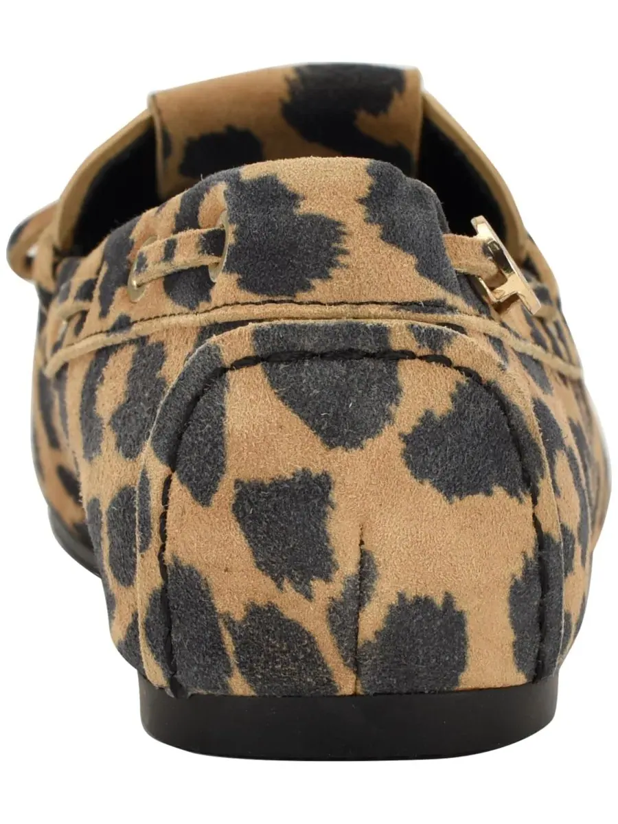 Женские лоферы Aisha из мягкой замши GUESS, леопард suede — изображение 3 из 5, леопардовый