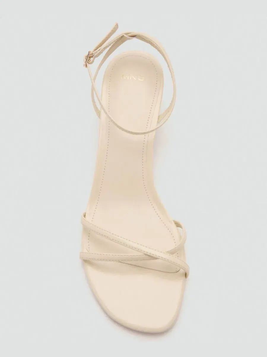 Босоножки на каблуке с перекрестными ремешками Criss-Cross Straps Sandals MANGO — изображение 4 из 9, ванильный