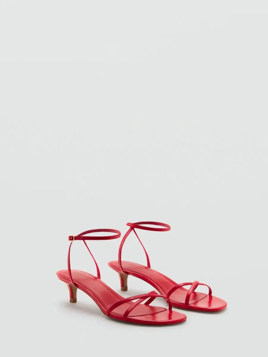 Босоножки на каблуке с перекрестными ремешками Criss-Cross Straps Sandals MANGO — изображение 2 из 8, красный