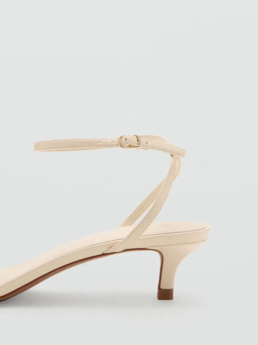 Босоножки на каблуке с перекрестными ремешками Criss-Cross Straps Sandals MANGO — изображение 7 из 8, красный