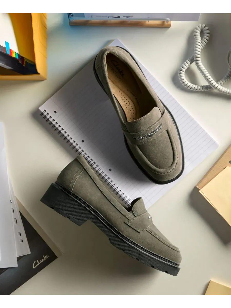 Лоферы женские Clarks Lauryl Step, замша — изображение 7 из 10, темный оливковый