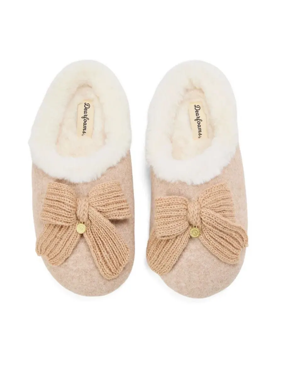 Женские тапочки-клоги с бантом Josie Knit Clog Slipper с бантом Dearfoams — изображение 4 из 9, бежевый