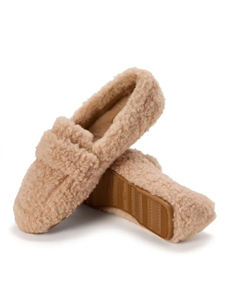 Женские тапочки-лоферы Madeline Luxe Teddy Latte Dearfoams — изображение 7 из 8, бежевый