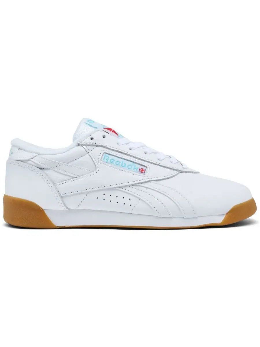Женские повседневные кроссовки Freestyle Lo от Finish Line Reebok — изображение 2 из 6, белый