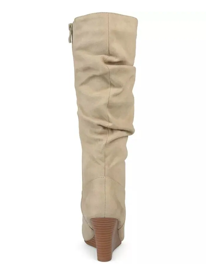 Женские сапоги Haze Wide Calf с оборками и высокой танкеткой Journee Collection — изображение 6 из 7, серый