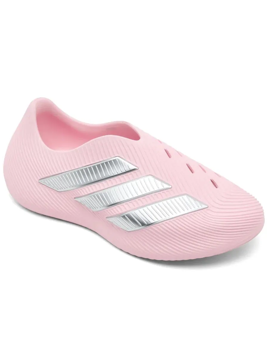 Кроссовки с футуристичным дизайном, slip-on adidas