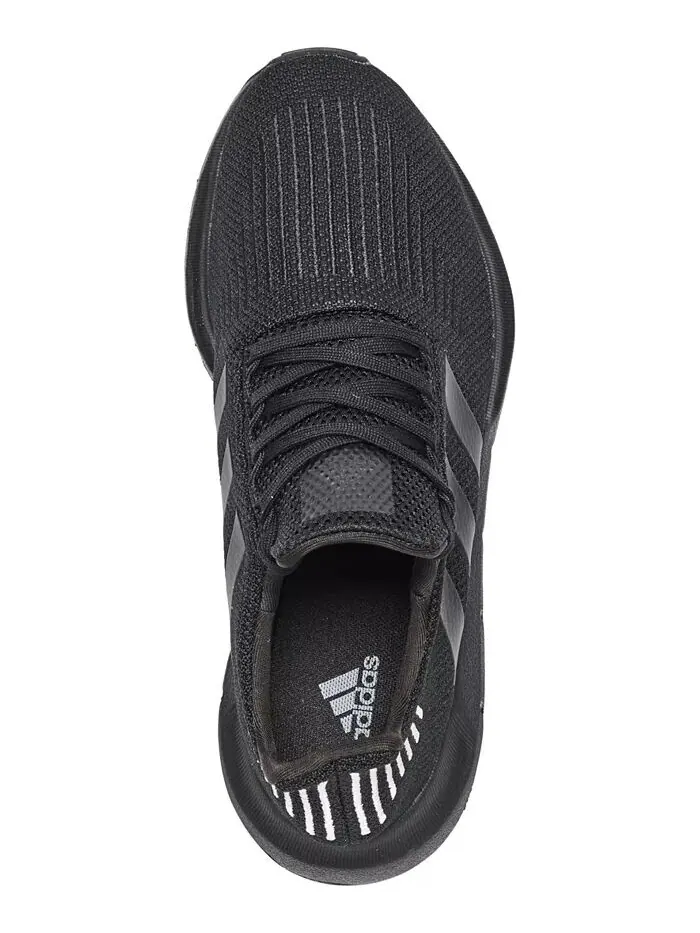 Женские повседневные кроссовки Swift Run 1.0 от Finish Line adidas — изображение 5 из 6, черный