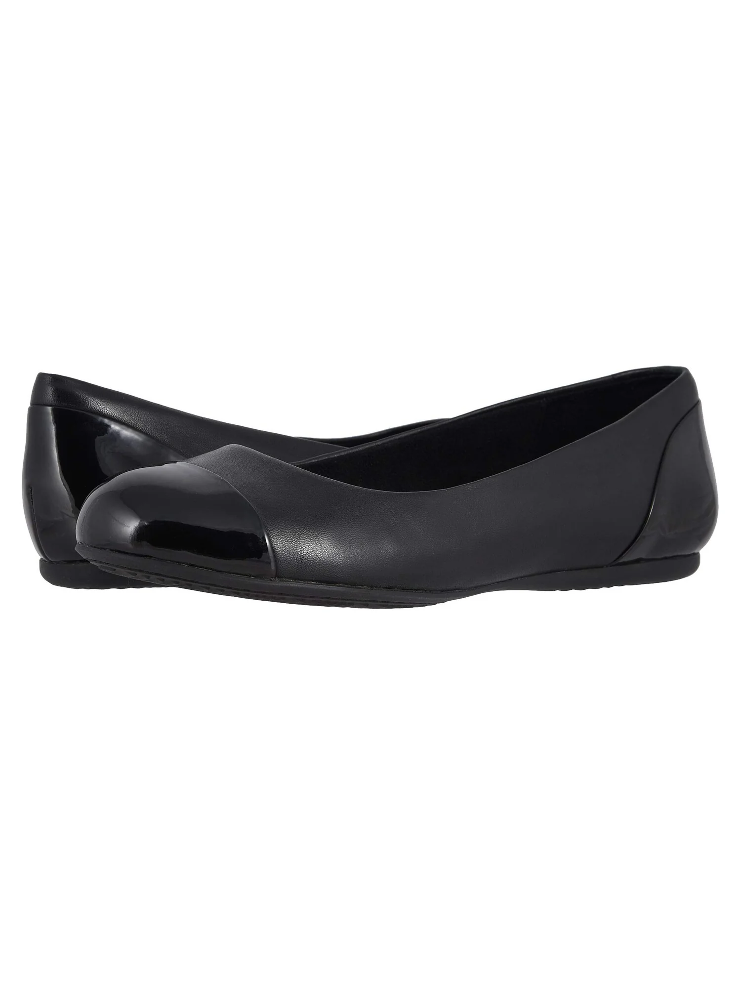 Обувь на низком каблуке SoftWalk Sonoma Cap Toe — черный